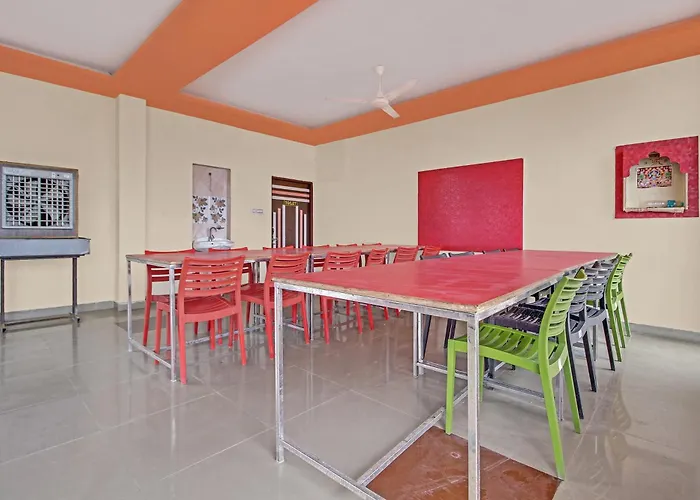 Hotel Raj Inn