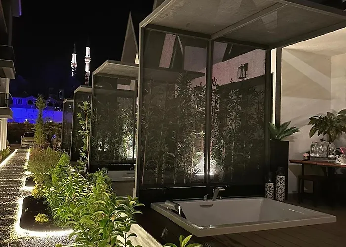 Ladik Hotel