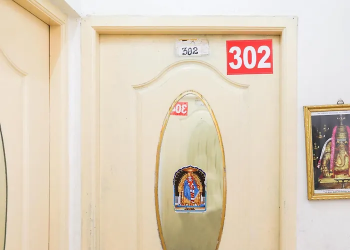 Oyo Flagship Maheshwari Villas