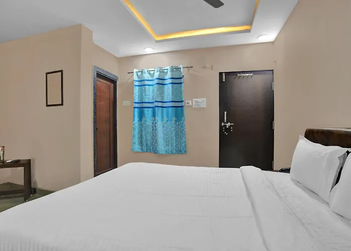 Hotel O Sai Sahara