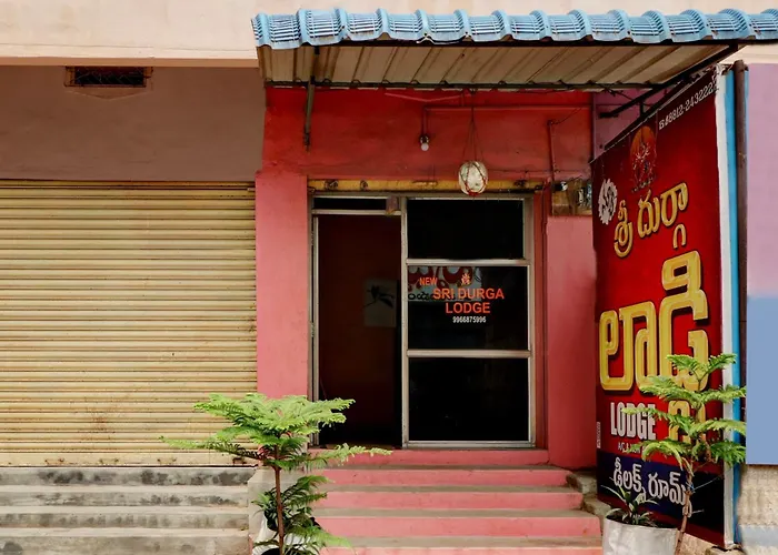Oyo Flagship Sri Durga Lodge
