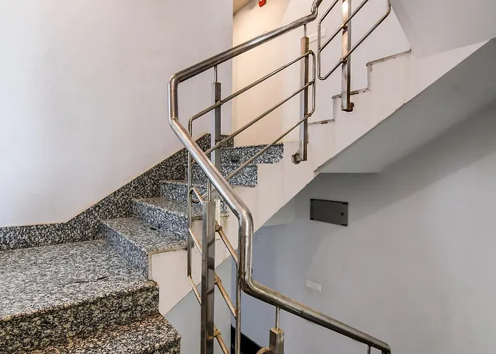 Hotel O Comfort Inn