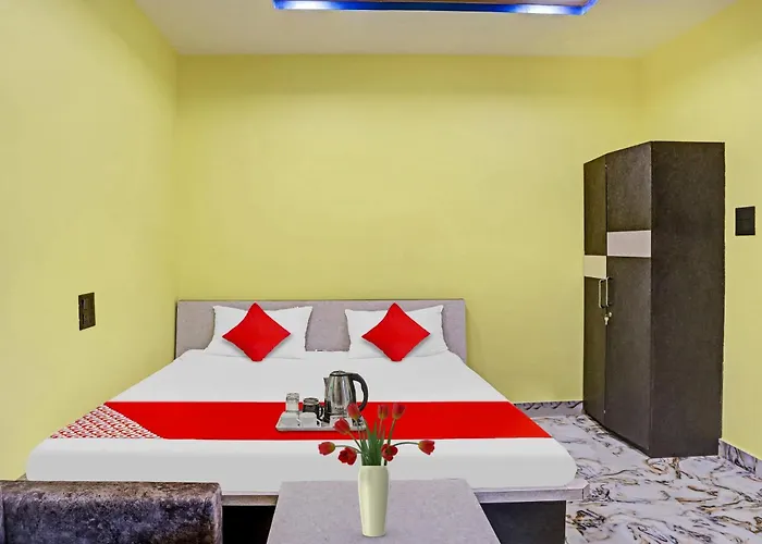 Flagship Hotel Jnk