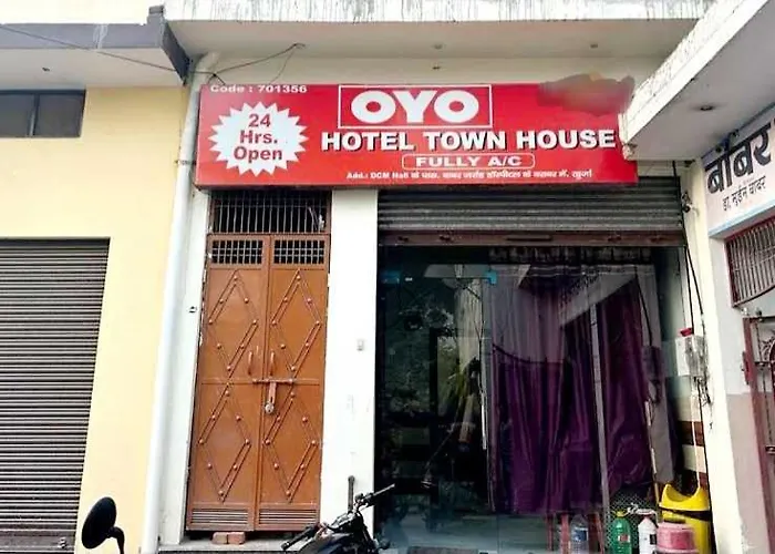 Hotel Town House