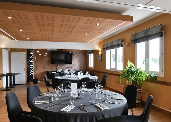 Logis Hotel Center