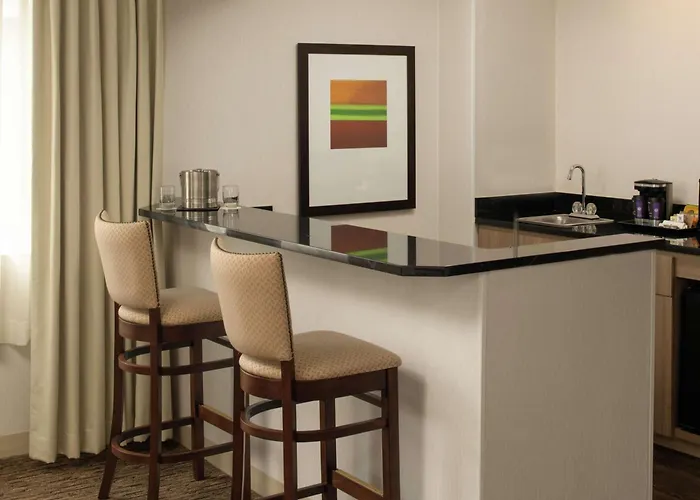 Doubletree By Hilton Portland Tigard