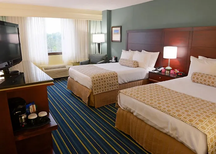 Crowne Plaza Virginia Beach Town Center By Ihg