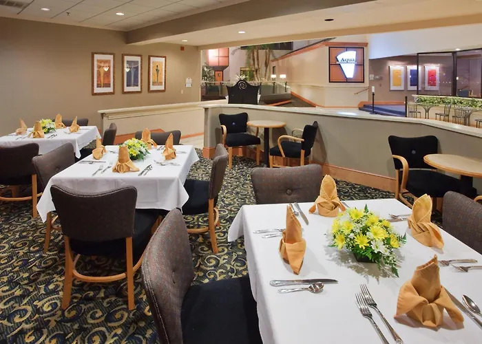 Crowne Plaza Virginia Beach Town Center By Ihg
