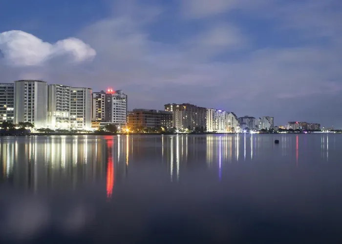 Holiday Inn Cochin By Ihg