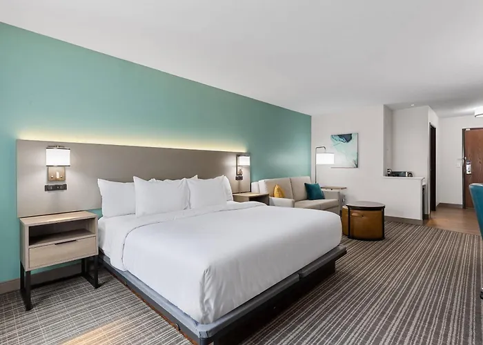 Comfort Inn & Suites Marion I-57