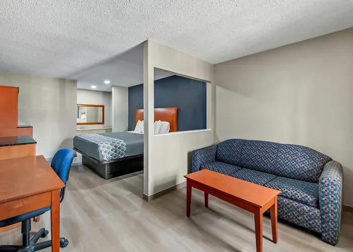 Rodeway Inn & Suites Jefferson