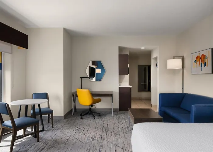 Holiday Inn Express Hotel & Suites Orlando East-Ucf Area By Ihg
