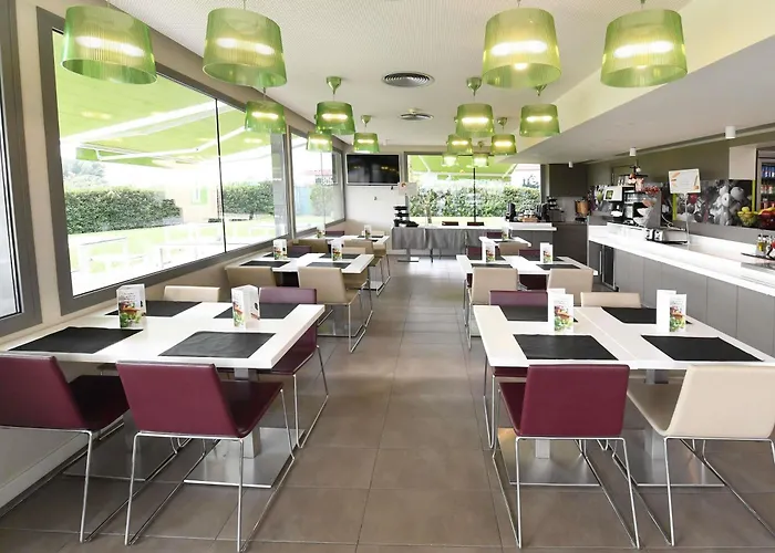 Hotel Ibis Styles Lleida Torrefarrera