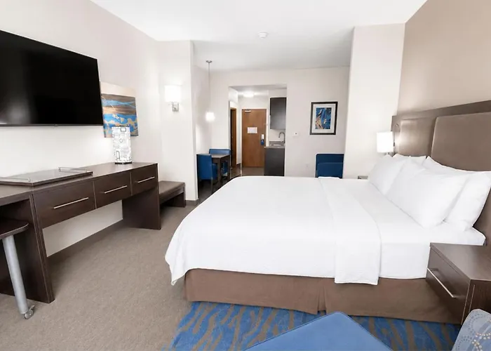 Holiday Inn Express & Suites Glenpool By Ihg
