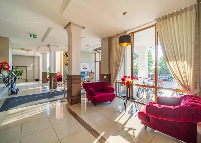 Hotel Cztery Pory Roku Business & Spa