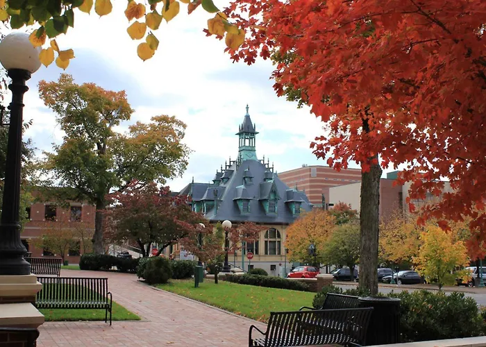 Holiday Inn - Clarksville Northeast By Ihg