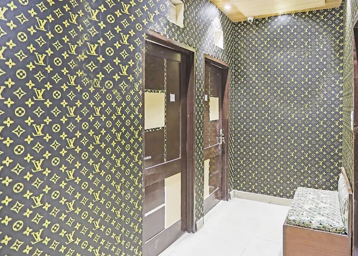 Hotel O Kashish Residency Near Model Town Metro Station