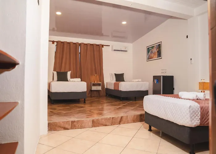 Hotel Crossman