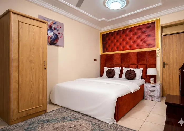 Airport Side Hotel