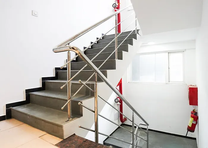 Super Townhouse Central Bazar Road Ramdaspeth