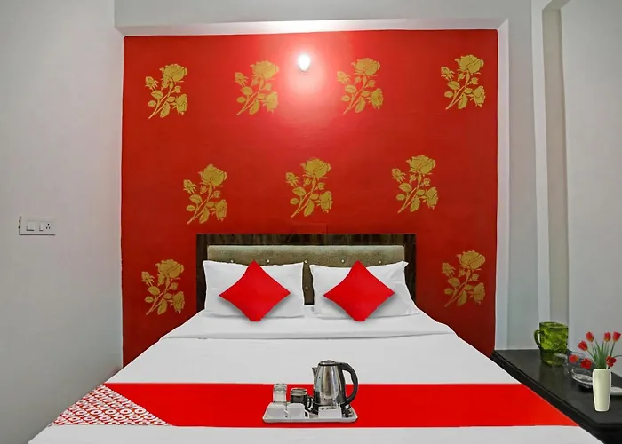 Hotel O A One Hotel Near Noida Sector 81 Metro Station