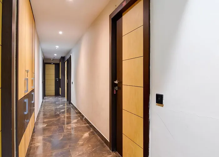 Super Townhouse Newtown Dlf