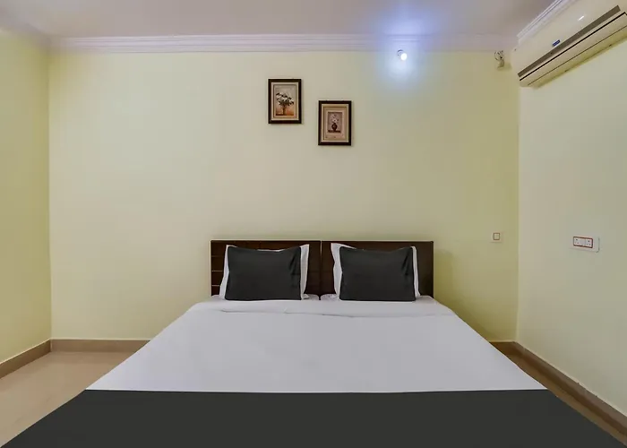Hotel O Ss Elite
