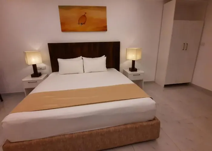 Lavinia Bay Beach Hotel
