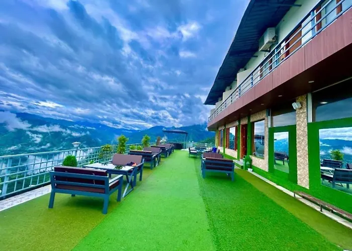 Woods Villa Cottages Manali - 1,2,3,4 Cottages & Villas Available In Manali With Scenic Mountain View