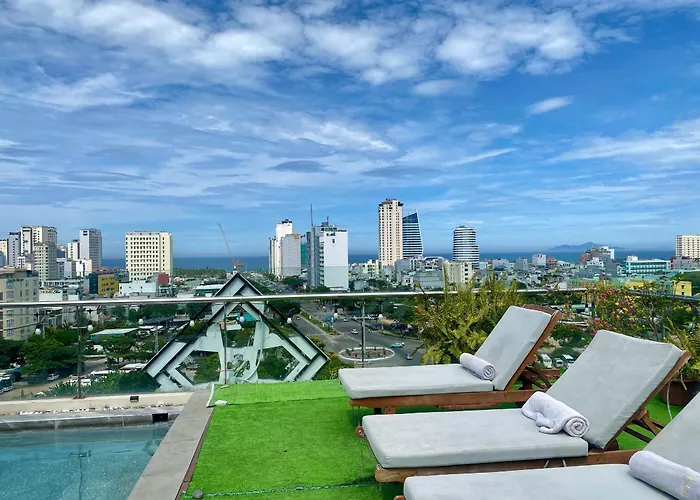 Mian Hotel Danang - Infinity Pool