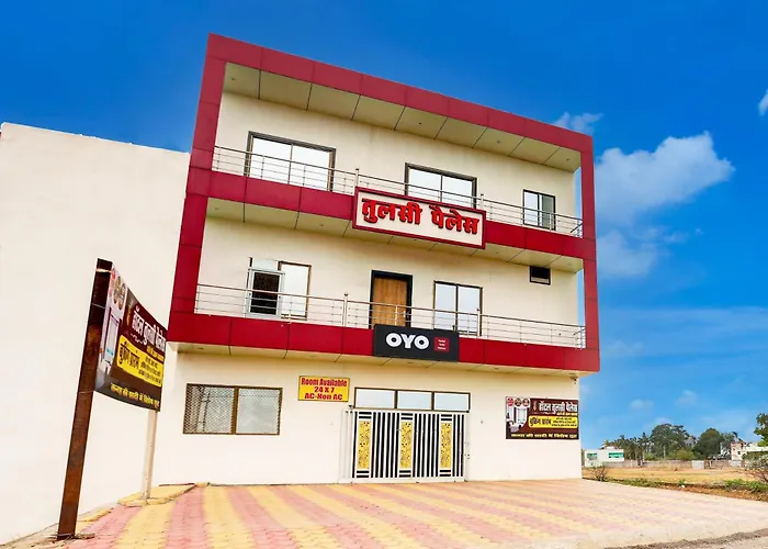 Hotel O Tulsi Palace