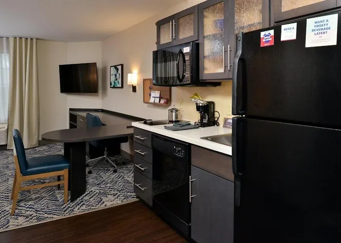 Candlewood Suites Saint Joseph By Ihg