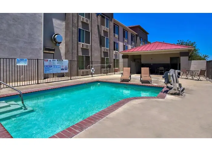 Studio 6 Suites Hesperia Ca West Main Street I 15