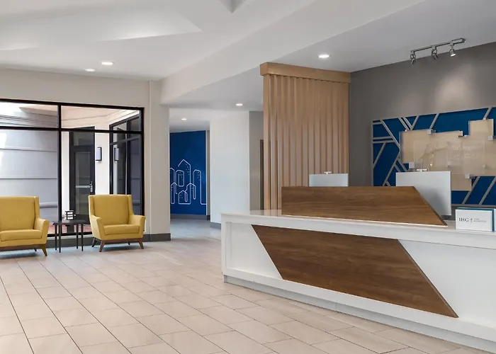 Holiday Inn Express & Suites Memphis East By Ihg