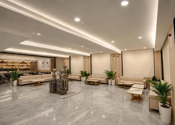 Hotel Elinor By Dazzling