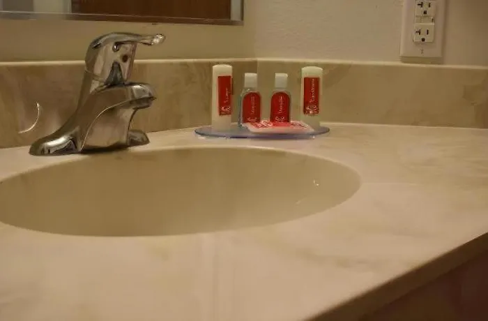 Econo Lodge Hot Springs South