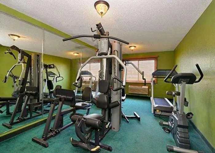 Quality Inn & Suites Grinnell Near University