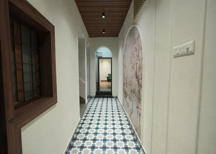 Subhash Hotel