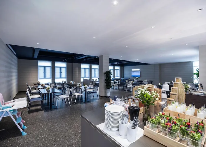 Atour Light Hotel Yining State Museum Culture Road