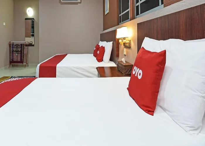 Oyo 90642 Twin Mutiara Chalet & Homestay