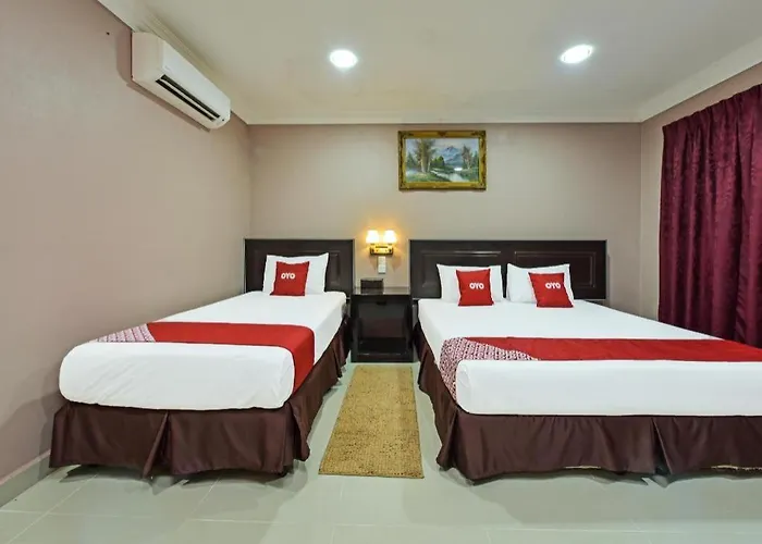 Oyo 90642 Twin Mutiara Chalet & Homestay