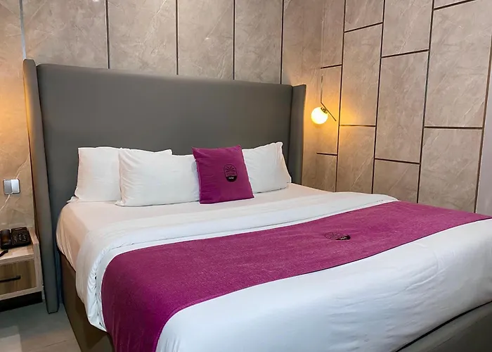 Purple Lavender Hotel Lekki