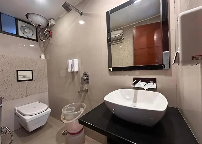 River Grand Hotel - Best Property Of Mussoorie 2025-26