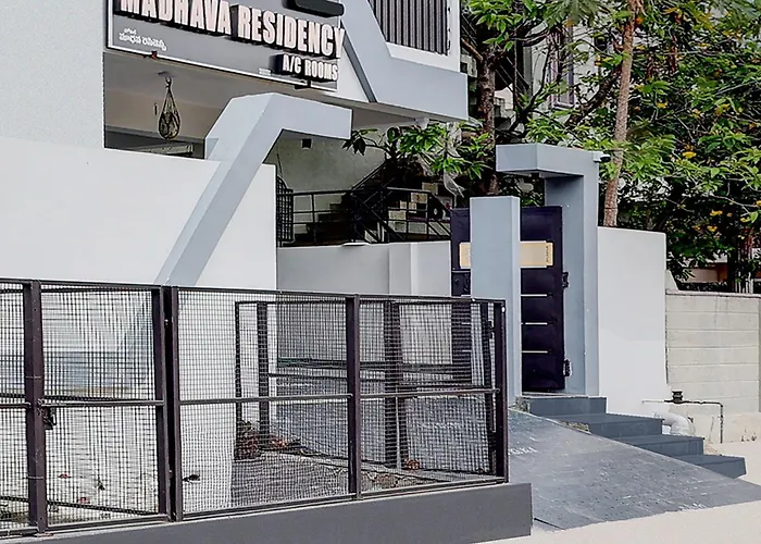 Hotel O Madhava Residency