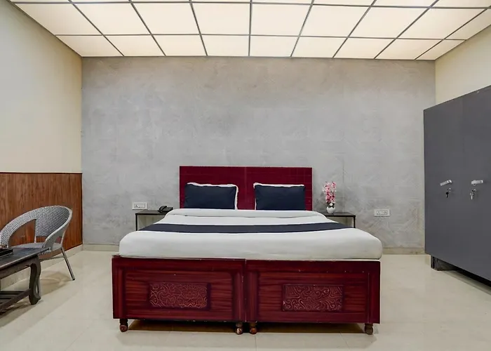 Hotel O By Oyo Sector 58 Mohali Formerly Hotel Alpha