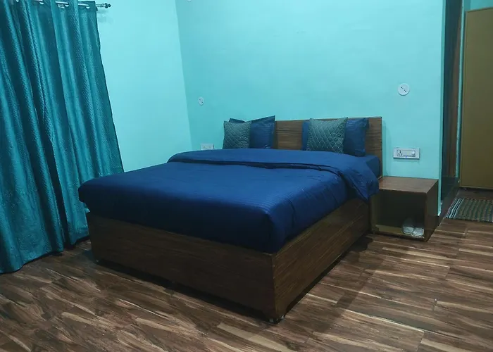 Jungle Valley Camp & Resort