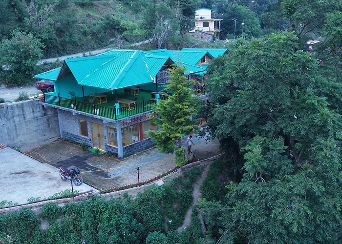 Jungle Valley Camp & Resort