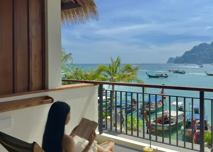 Phi Phi At Pier