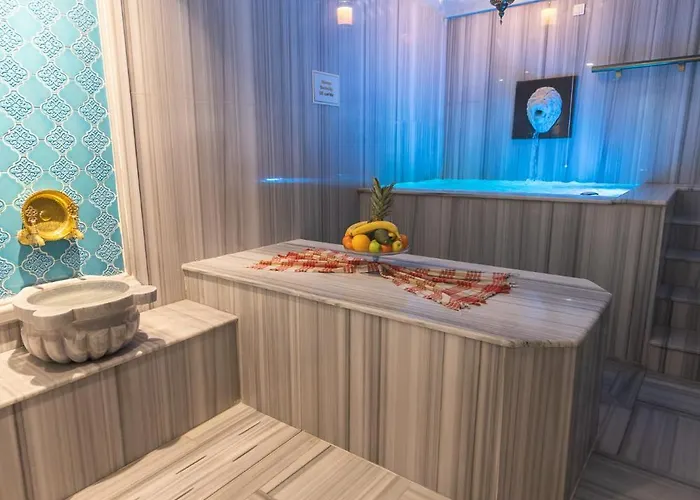 Royal Capital Thermal & Spa Hotel