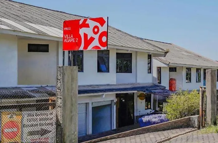 Oyo 90352 Villa Agape 2